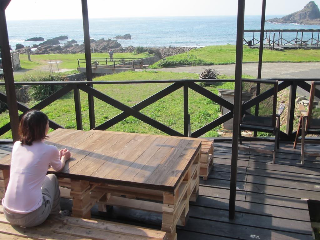 Hostel Amakusa West Coast Backpackers Fu-Raibou Exteriér fotografie